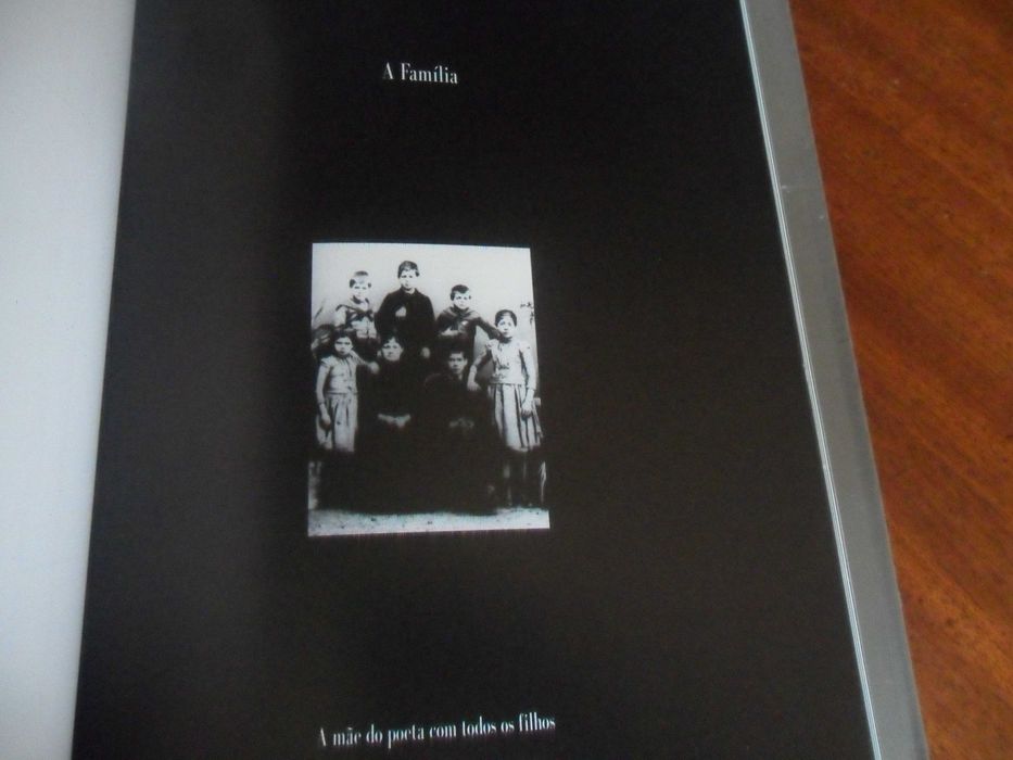 "NA SOMBRA DE PASCOAES" - Fotobiografia de Maria José Teixeira de Vasconcelos - 1ª Edição de 1993