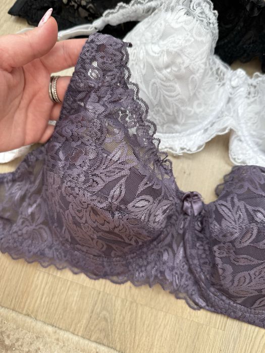 Продам бюстгальтер