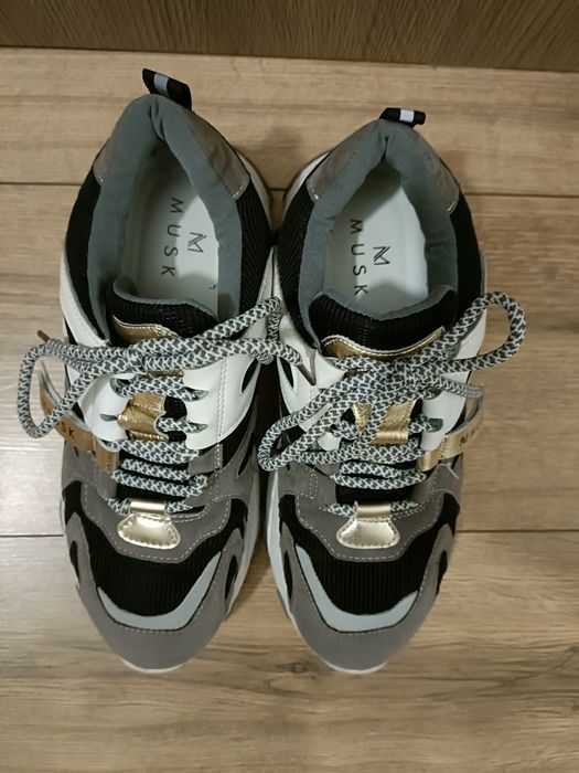 Adidasy firmy Musk rozmiar 39