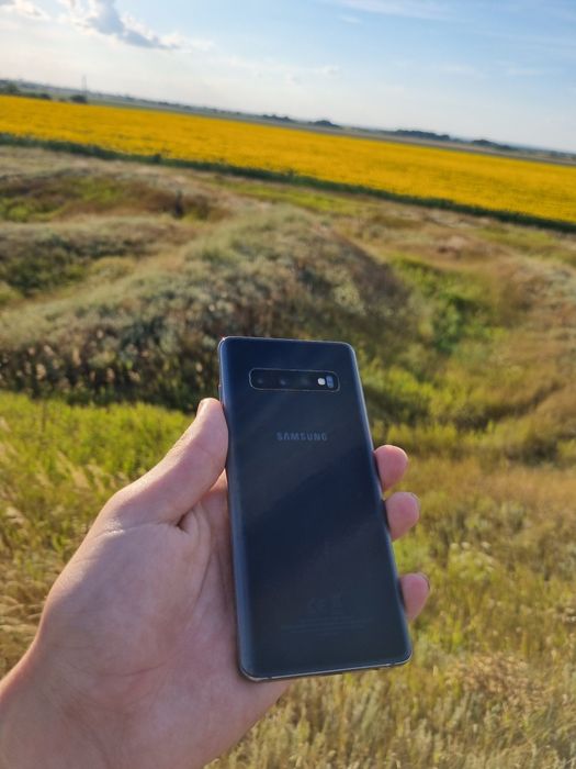 Samsung S10 8/128gb