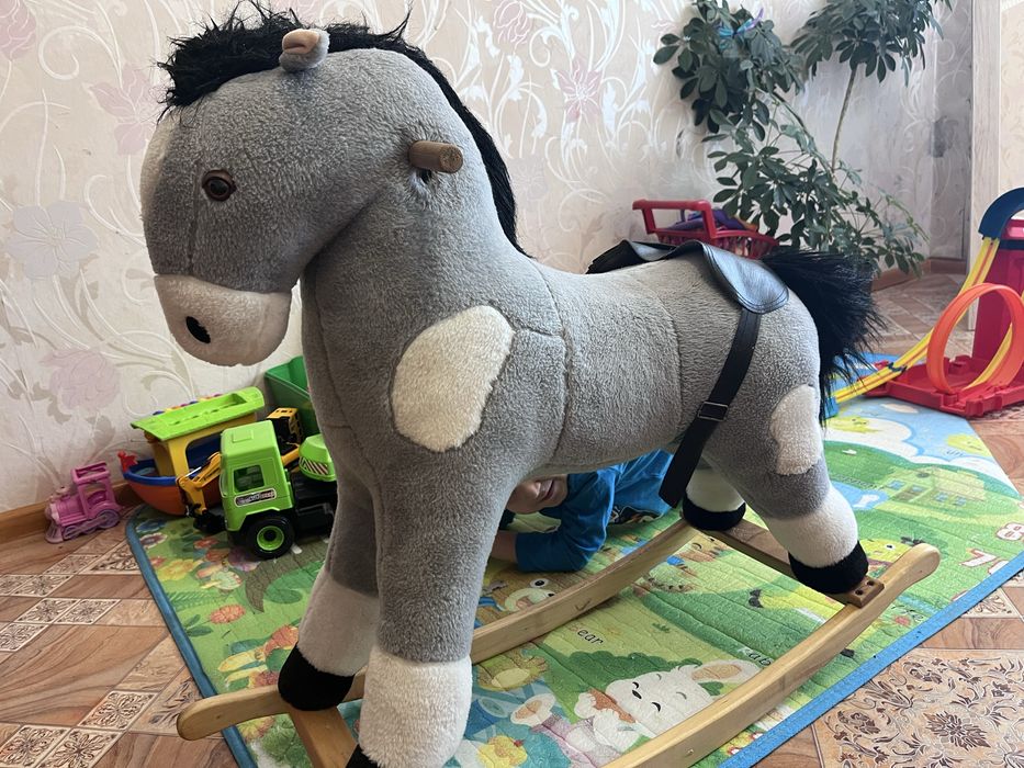 Гойдалка дитяча коник