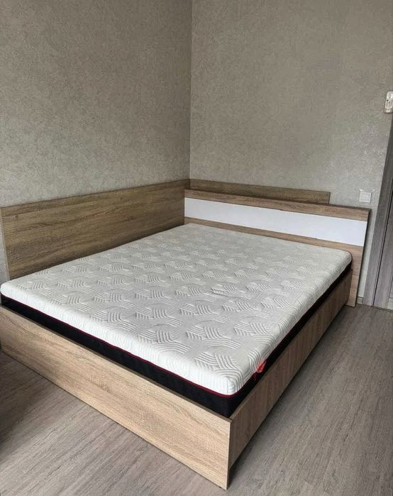 Комплект Двуспальная кровать с матрасом, Соната в наличии Днепр