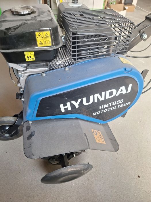 Glebogryzarka Hyundai HMT55