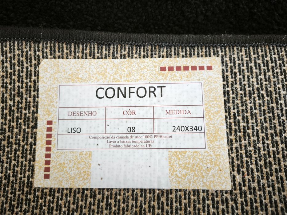 Tapete liso preto 240 x 340