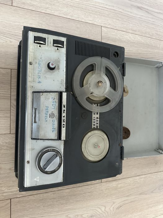 Magnetofon szpulowy Grundig