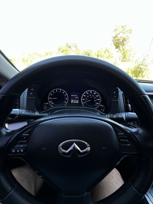 Infiniti g25x 2010р 2,5