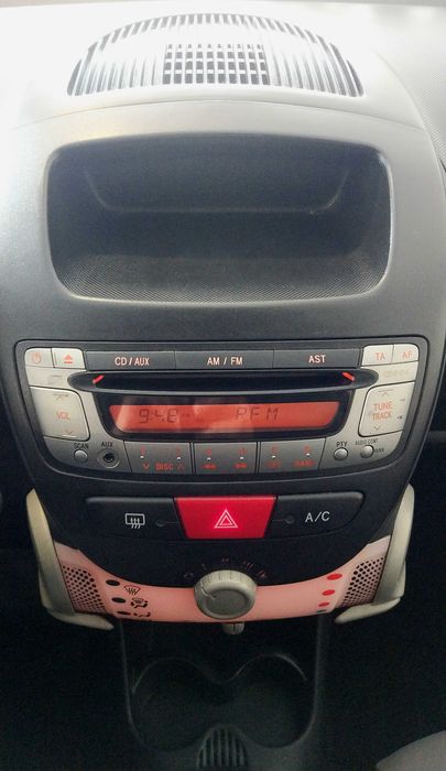 Peugeot 107 1.0 Access | Nacional | 64 mil kms