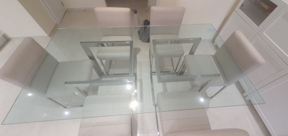 Mesa de Jantar Design em Vidro Temperado e Inox + 6 Cadeiras – Excelente Estado