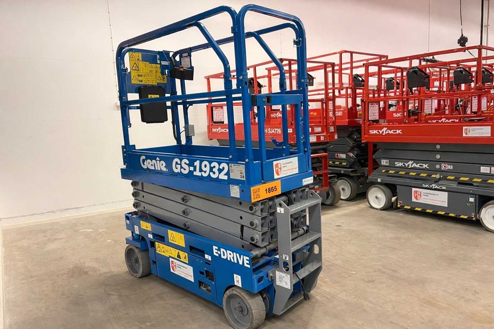 Podnośnik nożycowy Geine GS-1932