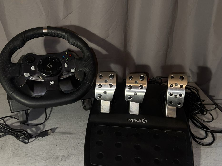 LOGITECH G920 Driving Force