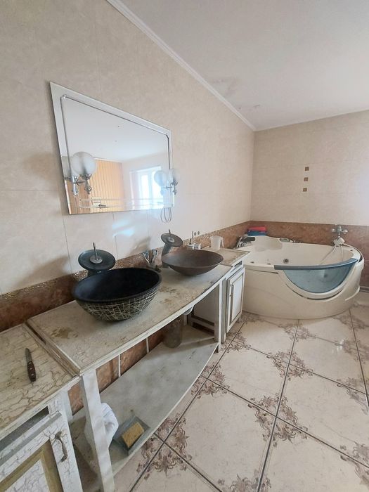 Сучасний будинок в Константинівке