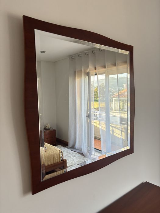 Mobiliário de quarto em madeira de cerejeira