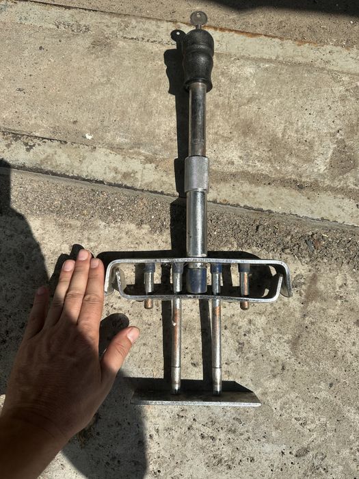 Блокиратор педалей