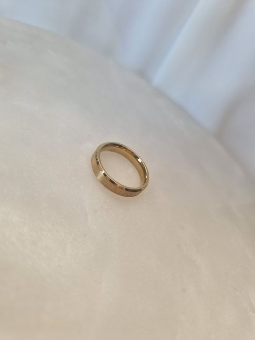 Złota obrączka ze stali szlachetnej Gloss Gold rozmiary od 6 do 12