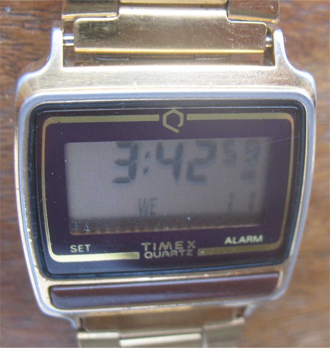 Relógio Digital Vintage - Timex Quartz - S Cell