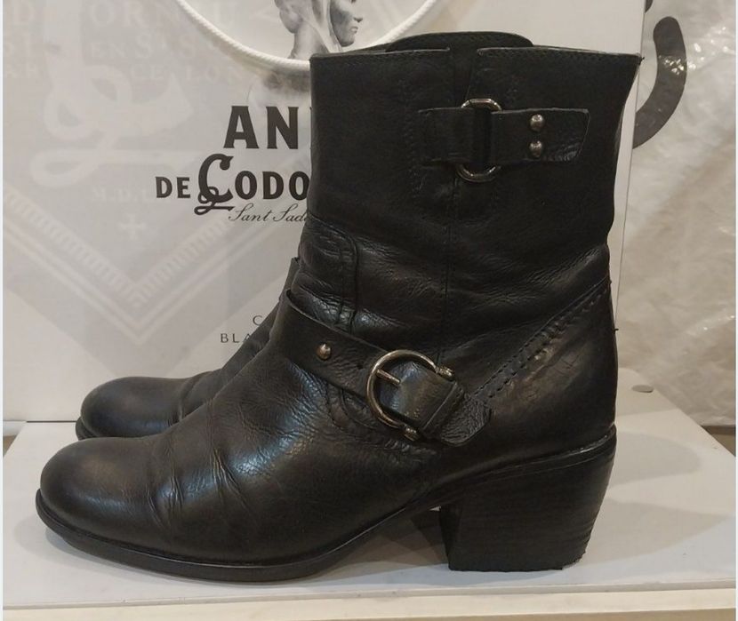 Продам женские кожаные с утеплителем ботинки Clarks. Англия