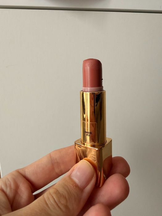 Hourglass Unlocked Satin Crème Lipstick Oasis 312