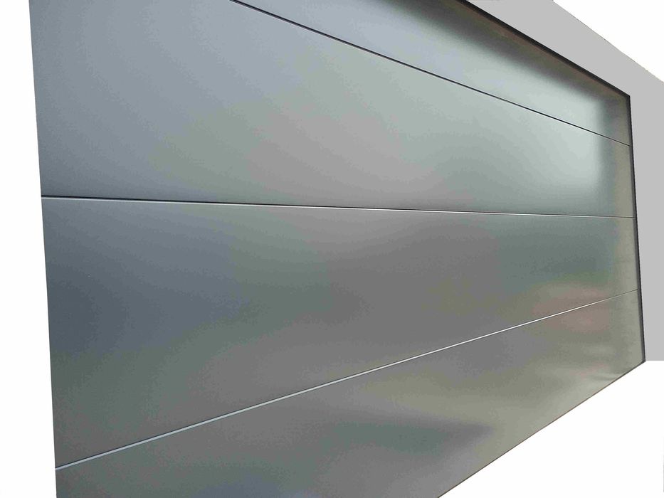 Brama garażowa segmentowa brama przemysłowa