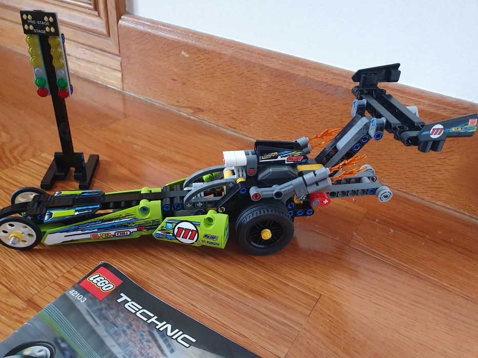 Lego Technic Dragster 42103