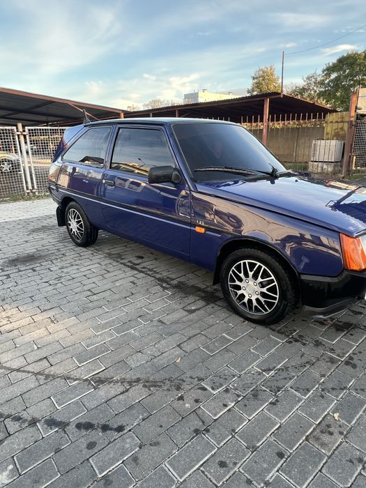 авто заз Таврія  нова