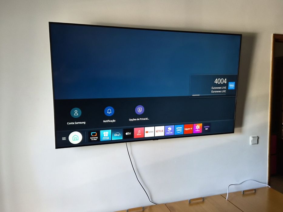 Vendo  Tv Samsung 65 polegadas.