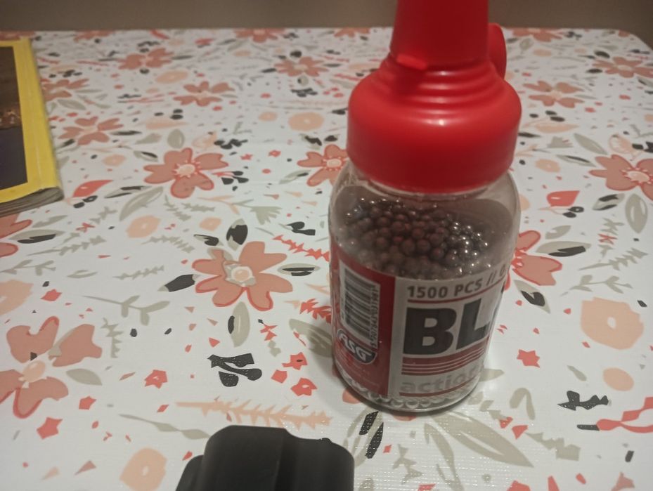 Pistola airsoft replica full metal