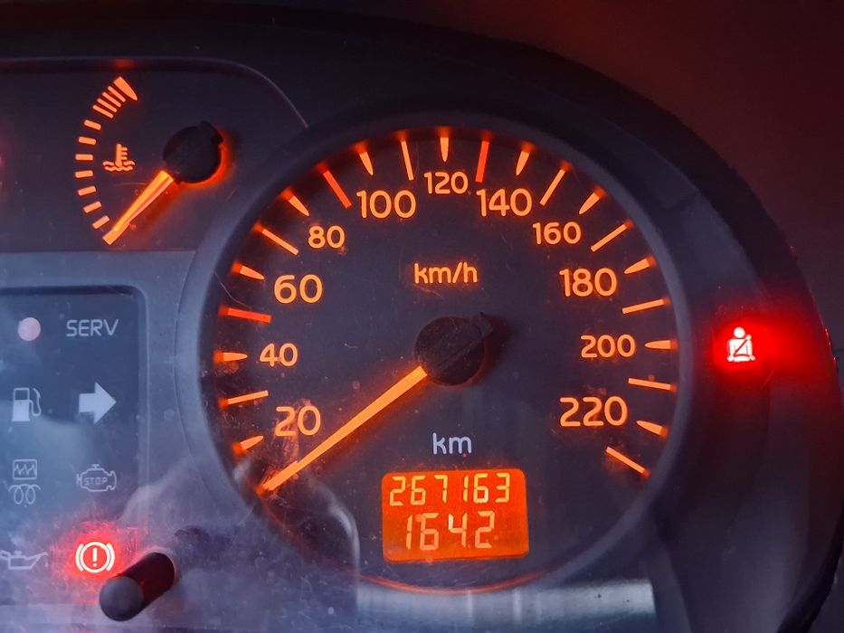 Renault clio comercial