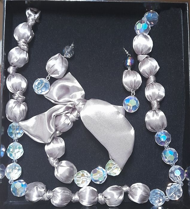 Conjunto fio pulseira e brincos