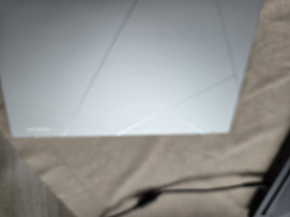 Asus ZenBook 14 IntelUltra9