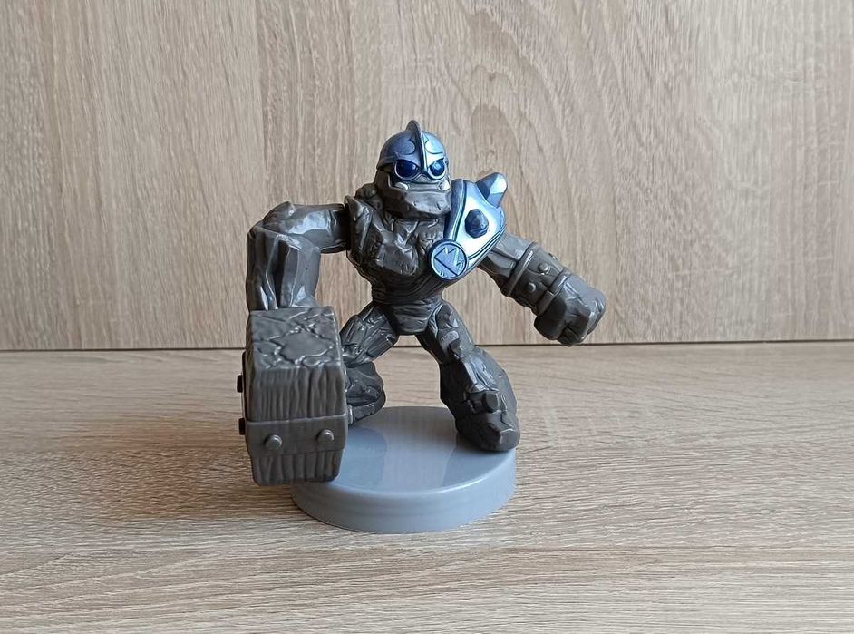 Vintage figurka Crusher *Skylanders*. McDonald's 2013