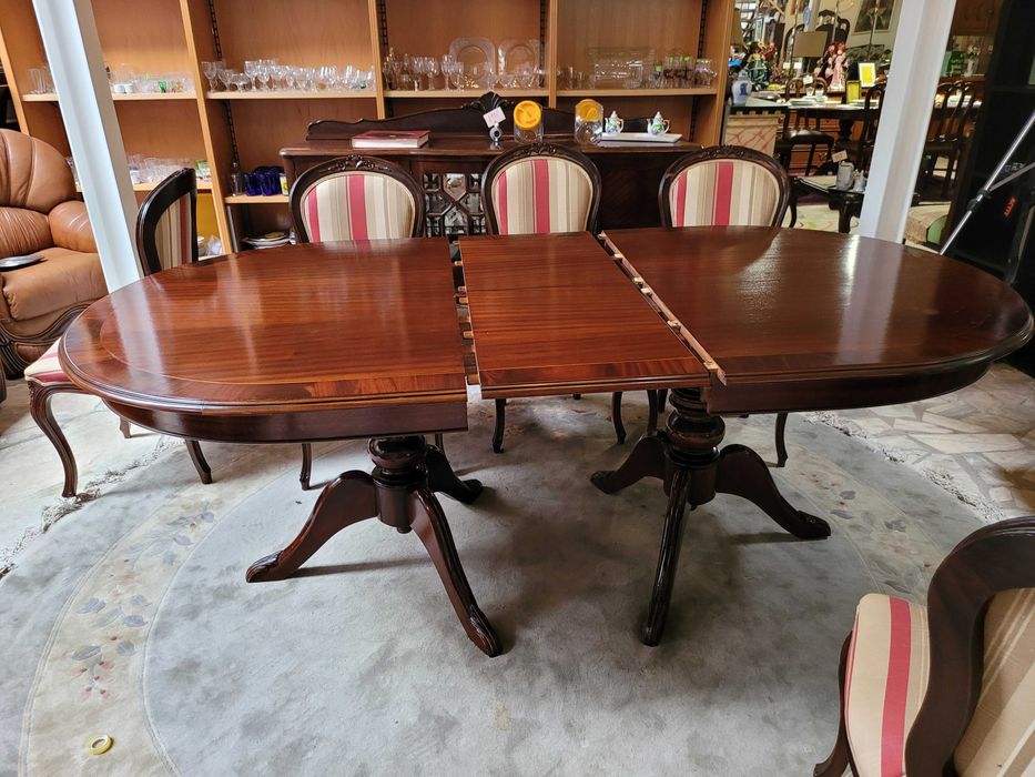 Mesa de sala extensível em madeira maciça - Optimo estado -