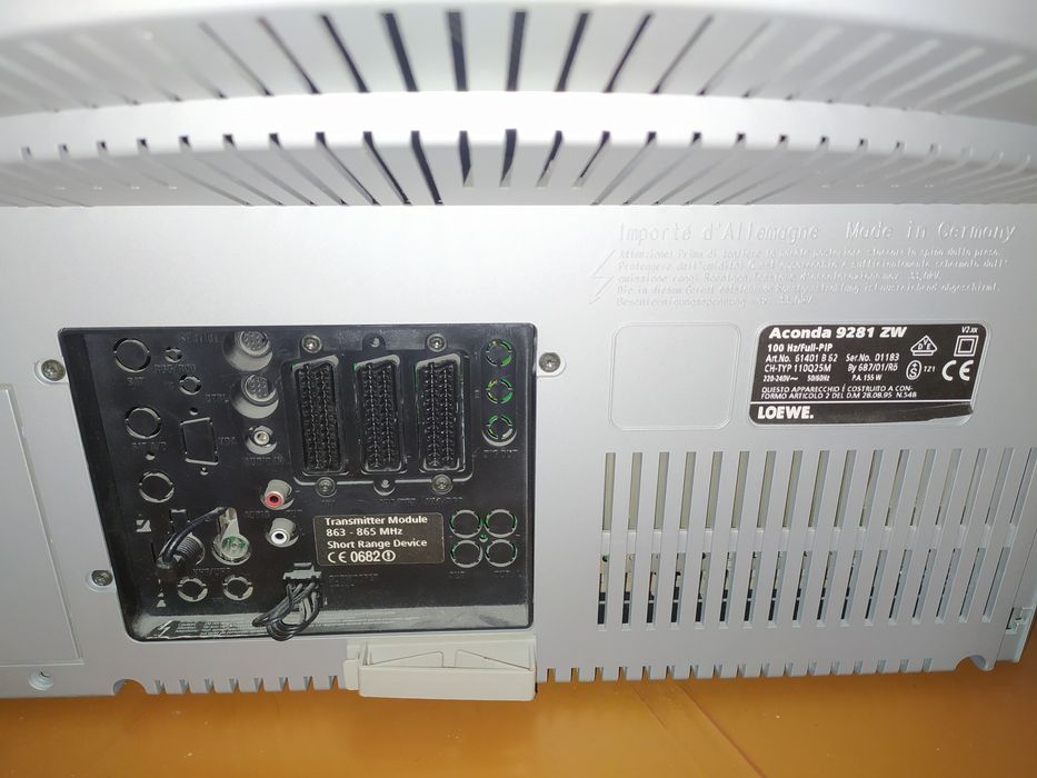 Телевизор Loewe Aconda 32" ЭЛТ кинескоп