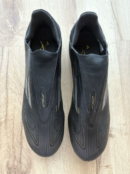 Chuteiras adidas F50 FG/MG Pretas