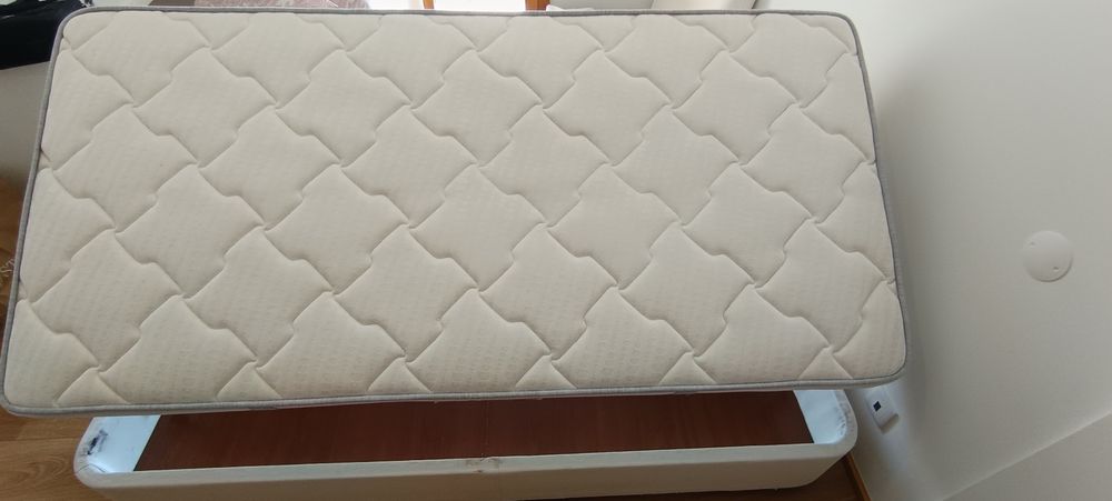 Sommier 190x90 com colchão