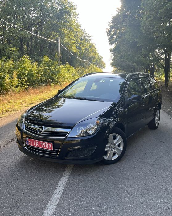 Opel Astra H, 2011 рік, щойнопригнана