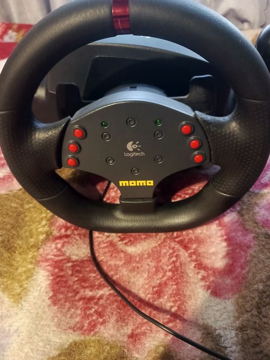 Logitec momo racing