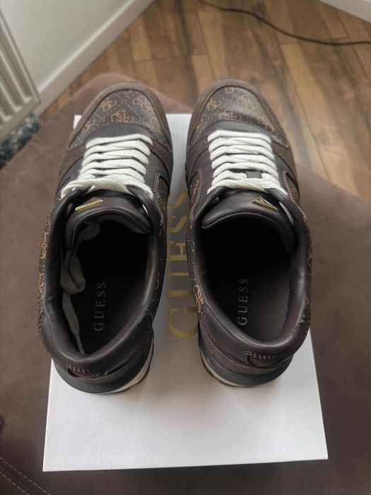 Nowe buty guess r42