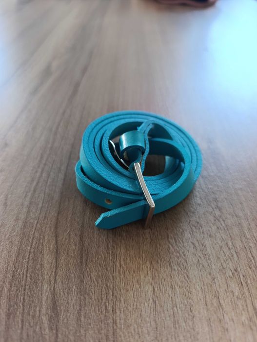 Pasek damski niebieski regulowany