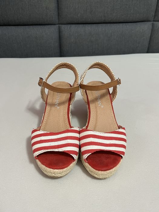 Sandały damakie buty na koturnie 36