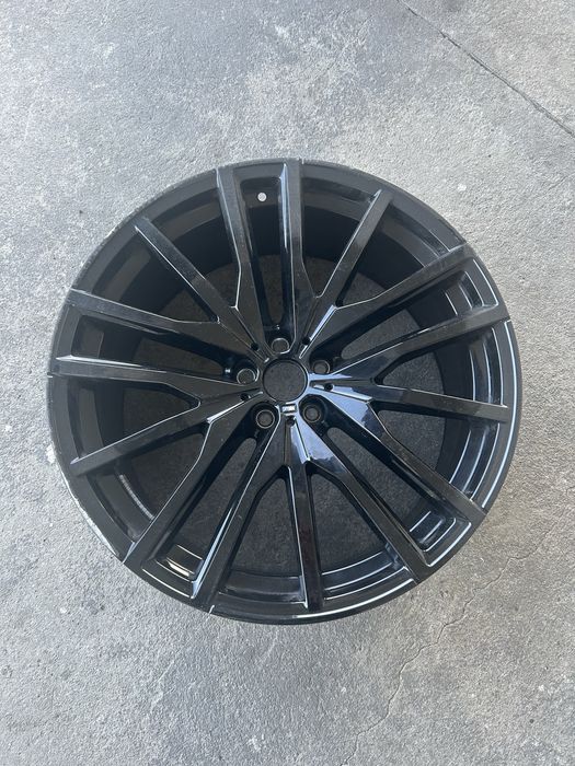 Felga BMW OE STYLING 742M 9,5x22”