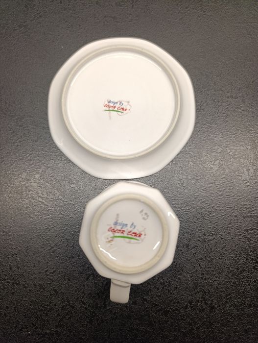 Filiżanka że spodkiem