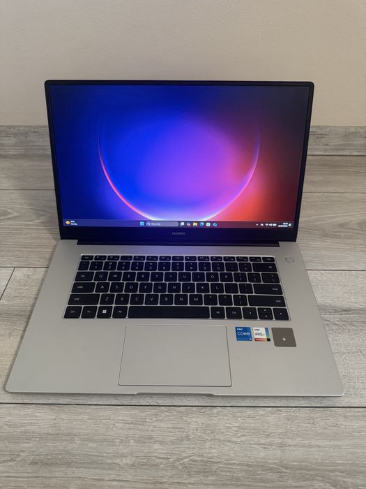 Laptop Huawei MateBook D15 2021, model BoD-WFH9, 16 GB RAM, Intel Core i5 11 gen