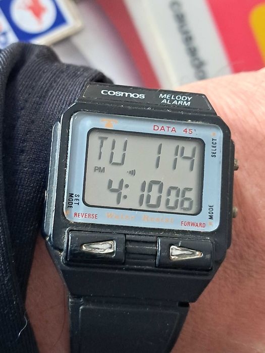 cosmos digital quartz