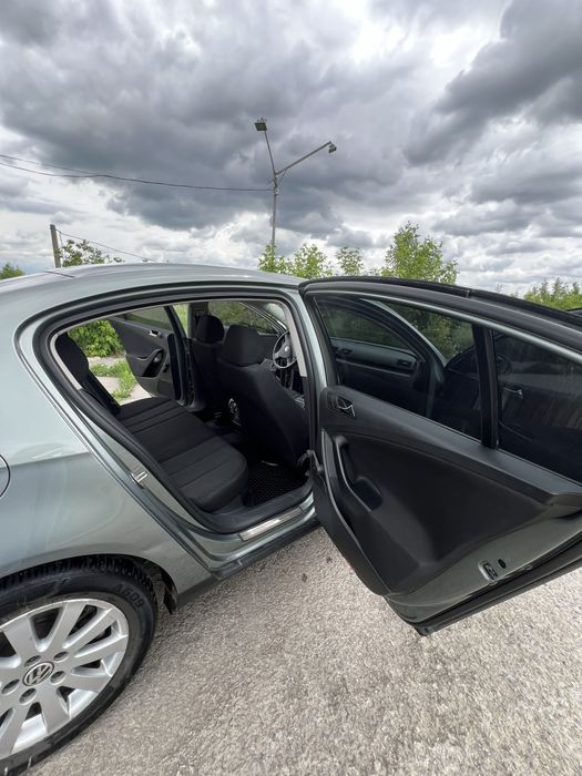 VOLKSWAGEN passat  продам