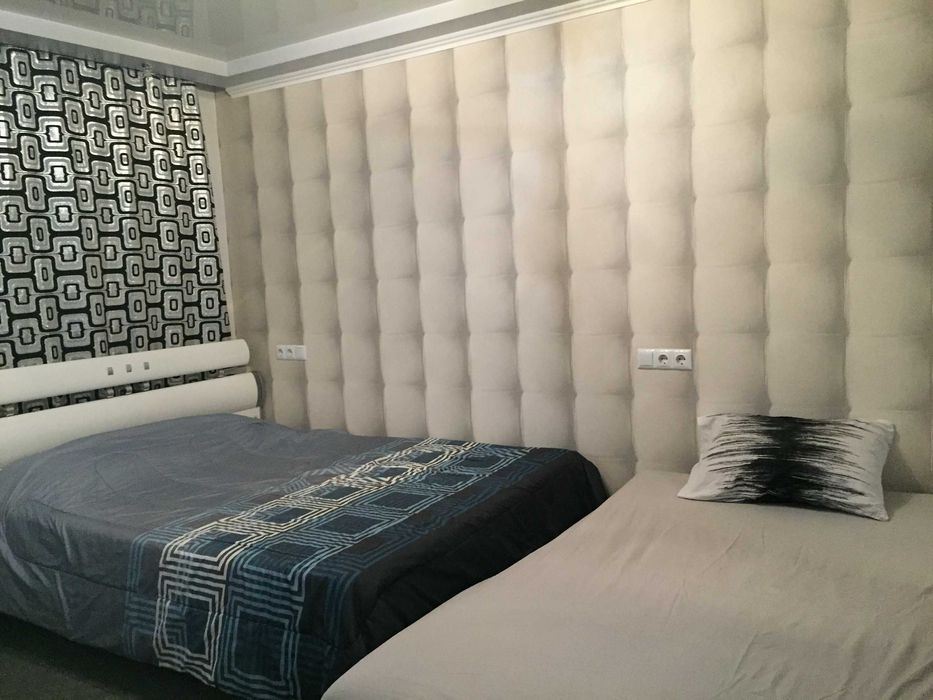 Почасово, неделю или месяц - начало Троещины с газом на 2 этаже