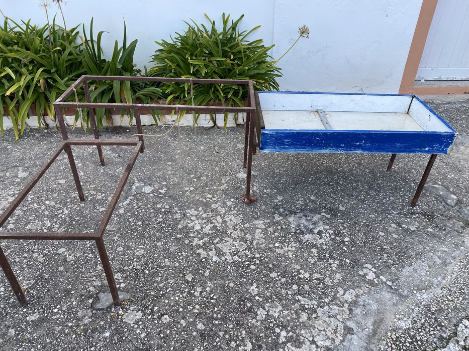 Bancada para vendas exterior C/ taboleiro