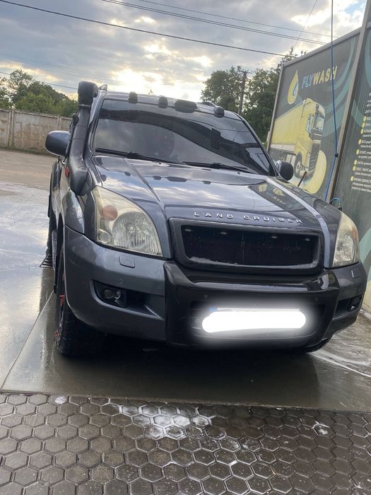 Toyota Landcruiser Prado 120