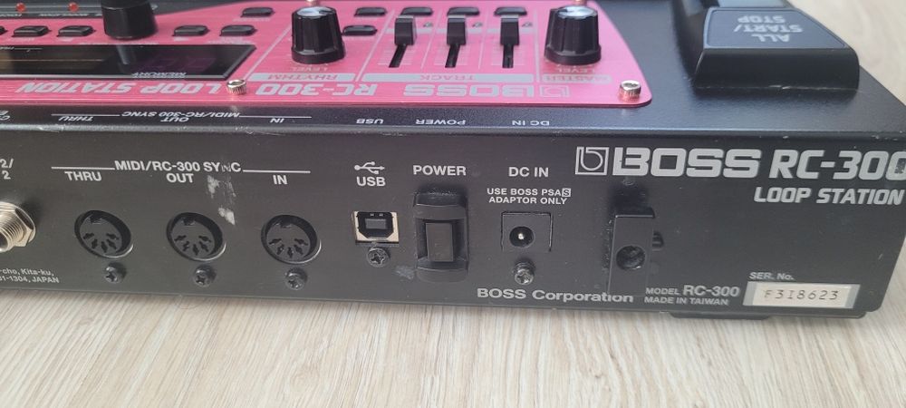 BOSS RC-300 ループステーション BOSS - RC-300 | Loop Station