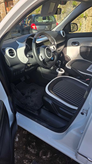 Renault Twingo Electric TECHNO 2022 | 28.000 km
