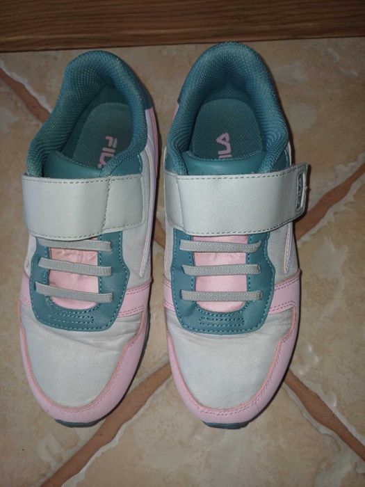 buty sportowe, dziewczęce, FILA, r. 35